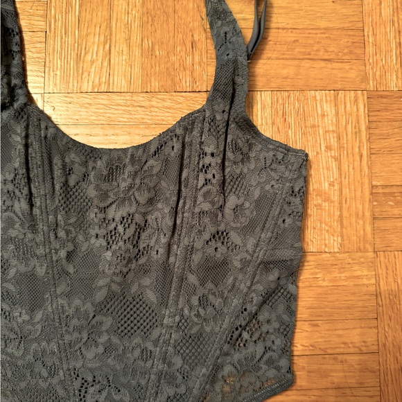 Hollister Lace Corset - Picture 3 of 6